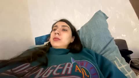 Snapshot of cutekattie chatting on 01/15/25, 11:21 cutekattie online show from 01/15/25, 11:21