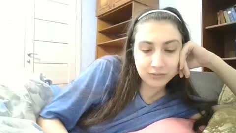 cutekattie online show from 11/18/25, 03:12