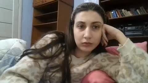 cutekattie online show from 12/16/25, 05:12