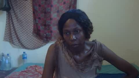 Snapshot of cutemir chatting on 10/06/25, 11:07 cutemir online show from 10/06/25, 11:07