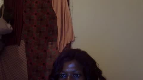 Snapshot of cutemir chatting on 10/12/25, 09:36 cutemir online show from 10/12/25, 09:36