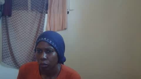 Snapshot of cutemir chatting on 10/21/25, 01:45 cutemir online show from 10/21/25, 01:45