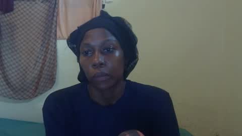 Snapshot of cutemir chatting on 11/10/25, 01:54 cutemir online show from 11/10/25, 01:54