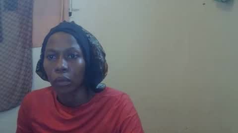 Snapshot of cutemir chatting on 11/14/25, 08:02 cutemir online show from 11/14/25, 08:02