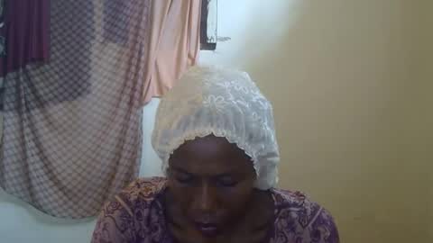 Snapshot of cutemir chatting on 11/15/25, 11:29 cutemir online show from 11/15/25, 11:29