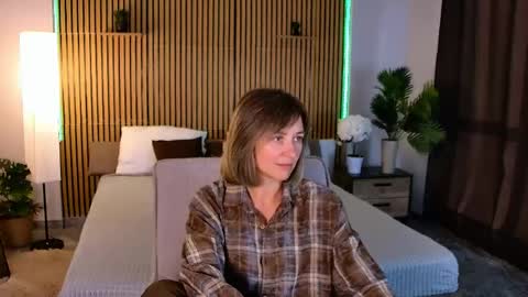 cutemirage online show from 05/26/26, 02:57