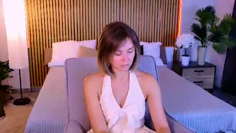 cutemirage online show from 06/11/26, 02:48