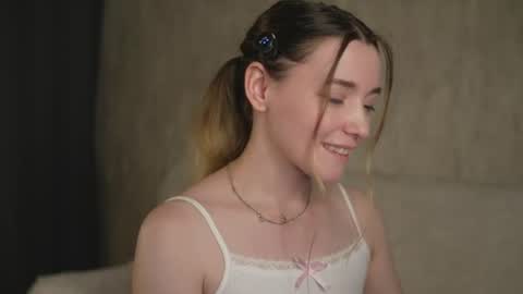 Snapshot of cutenass chatting on 06/11/26, 07:12 Mary online show from 06/11/26, 07:12
