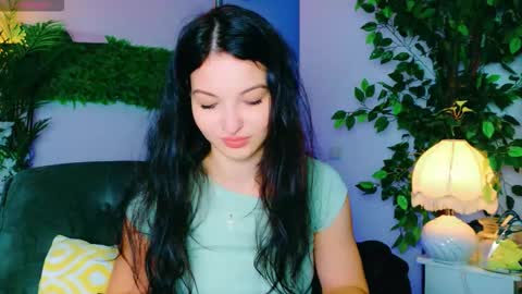 cuteness__girl online show from 09/20/25, 05:52