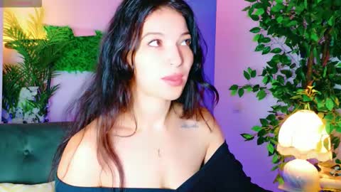 cuteness__girl online show from 09/23/25, 07:00