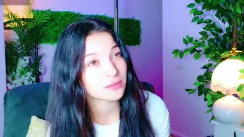 cuteness__girl online show from 10/01/25, 06:19