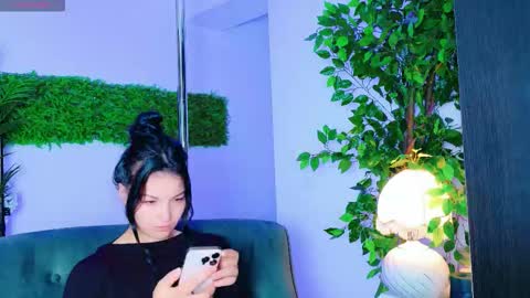 cuteness__girl online show from 10/03/25, 06:21