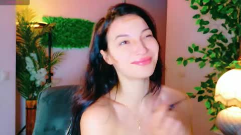 cuteness__girl online show from 10/30/25, 07:21