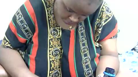 Snapshot of cutermilly chatting on 11/16/25, 08:36 cutermilly online show from 11/16/25, 08:36