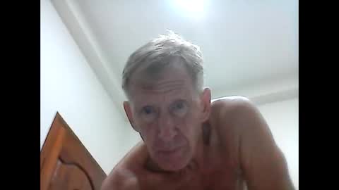 Snapshot of cutewhitebutt chatting on 09/20/25, 10:55 cutewhitebutt online show from 09/20/25, 10:55