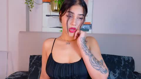 Snapshot of cutewofy chatting on 05/06/26, 07:08 cutewofy online show from 05/06/26, 07:08