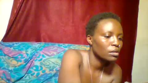 cutey_lunar online show from 01/25/25, 06:24