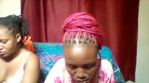 cutey_lunar online show from 01/31/25, 07:18