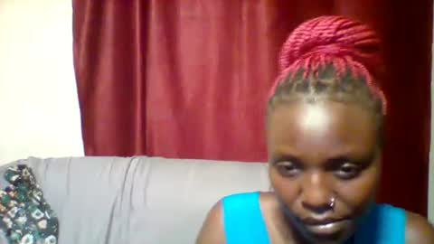 cutey_lunar online show from 02/12/25, 02:35