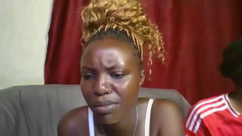 cutey_lunar online show from 03/09/25, 11:47