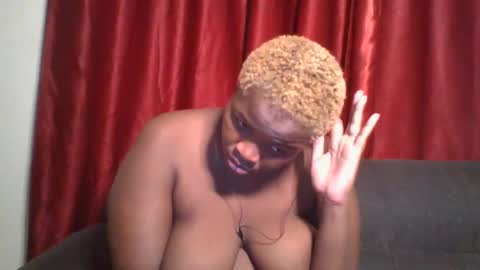 cutey_mellanin online show from 01/13/25, 09:41