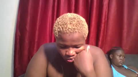 cutey_mellanin online show from 01/15/25, 09:24