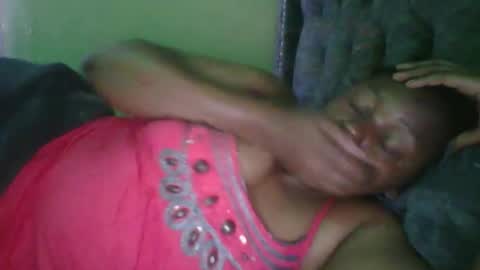 Snapshot of cutezarina chatting on 05/19/26, 05:36 cutezarina online show from 05/19/26, 05:36
