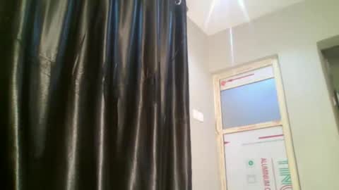 Snapshot of cutezia12 chatting on 10/22/25, 02:56 Zia online show from 10/22/25, 02:56