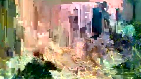 Snapshot of cutezia12 chatting on 11/17/25, 11:21 Zia online show from 11/17/25, 11:21