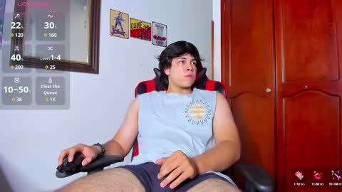 Snapshot of cuteznowyy chatting on 12/09/24, 06:35 Ask me online show from 12/09/24, 06:35