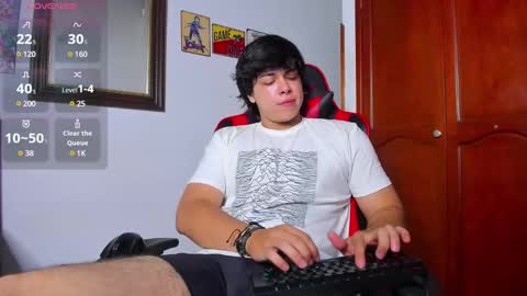 Snapshot of cuteznowyy chatting on 12/12/24, 12:38 Ask me online show from 12/12/24, 12:38