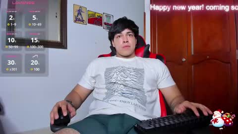 Snapshot of cuteznowyy chatting on 12/31/24, 07:29 Ask me online show from 12/31/24, 07:29