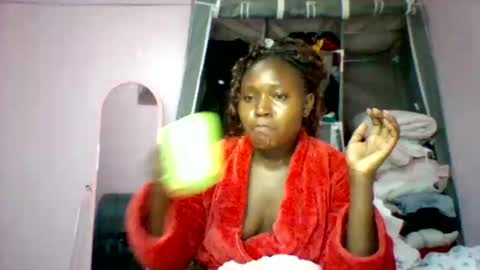 cutezola online show from 11/14/25, 05:06