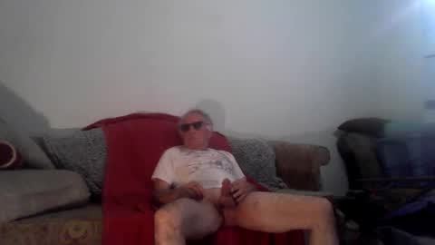Snapshot of cuthulu23 chatting on 09/22/25, 06:04 cuthulu23 online show from 09/22/25, 06:04