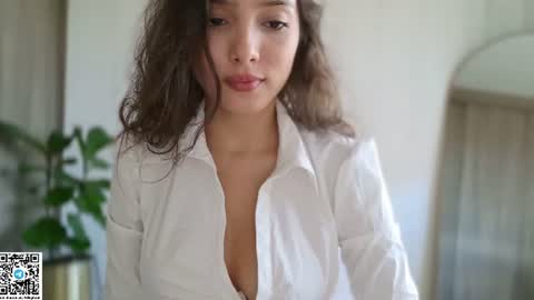 angela online show from 07/06/26, 08:22