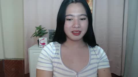 Snapshot of cutie_asianwoman chatting on 12/15/24, 10:15 cutie_asianwoman online show from 12/15/24, 10:15