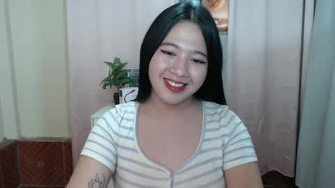 Snapshot of cutie_asianwoman chatting on 01/05/25, 04:59 cutie_asianwoman online show from 01/05/25, 04:59