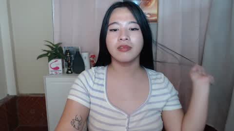 Snapshot of cutie_asianwoman chatting on 01/27/25, 10:16 cutie_asianwoman online show from 01/27/25, 10:16