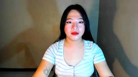 Snapshot of cutie_asianwoman chatting on 02/14/25, 10:14 cutie_asianwoman online show from 02/14/25, 10:14
