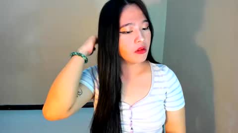 Snapshot of cutie_asianwoman chatting on 02/18/25, 10:58 cutie_asianwoman online show from 02/18/25, 10:58