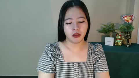 Snapshot of cutie_asianwoman chatting on 03/10/25, 11:27 cutie_asianwoman online show from 03/10/25, 11:27