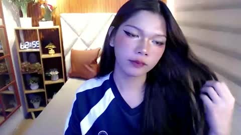 Snapshot of cutie_chinnie chatting on 03/18/26, 11:46 cutie_chinnie online show from 03/18/26, 11:46