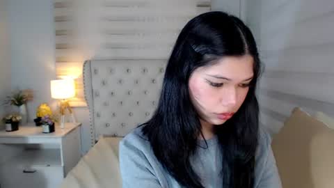 Snapshot of cutie_chinnie chatting on 06/17/26, 01:01 cutie_chinnie online show from 06/17/26, 01:01