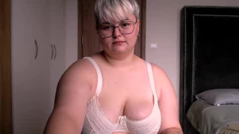 Sophie  Lilith online show from 11/06/25, 06:25
