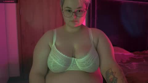 Sophie  Lilith online show from 11/26/25, 08:43