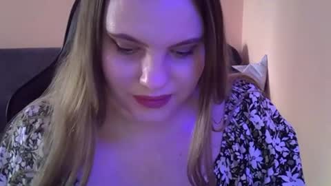 cutie_girl__ online show from 07/19/26, 11:52