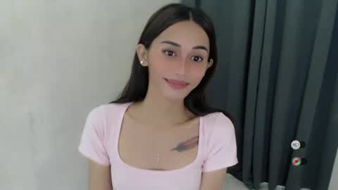 cutie_mitcha online show from 02/18/25, 12:06