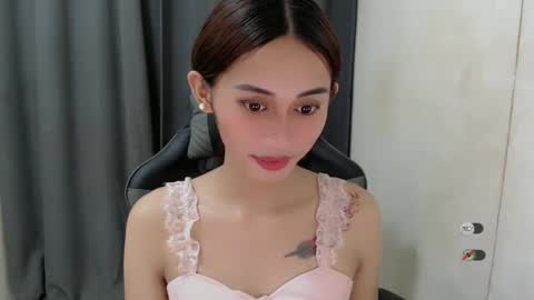 cutie_mitcha online show from 02/23/25, 10:49