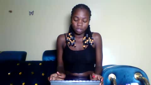 cutieplush online show from 04/22/26, 07:48