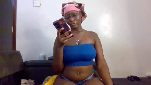 CUTIE online show from 03/18/26, 09:40